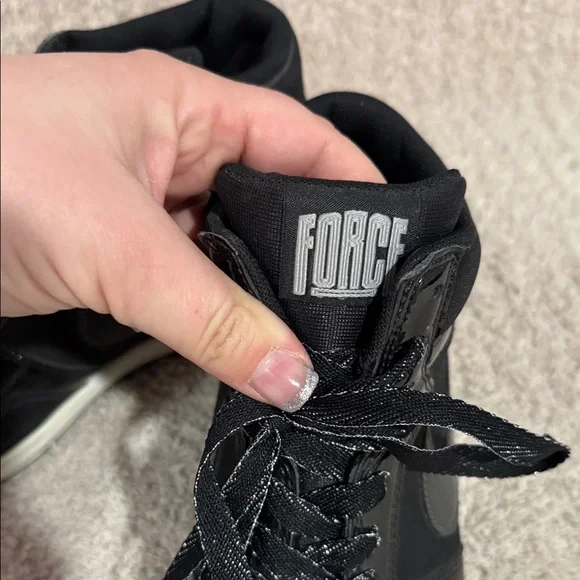 Nike Women's ForceHigh-Top Sneakers - Picture 2 of 4